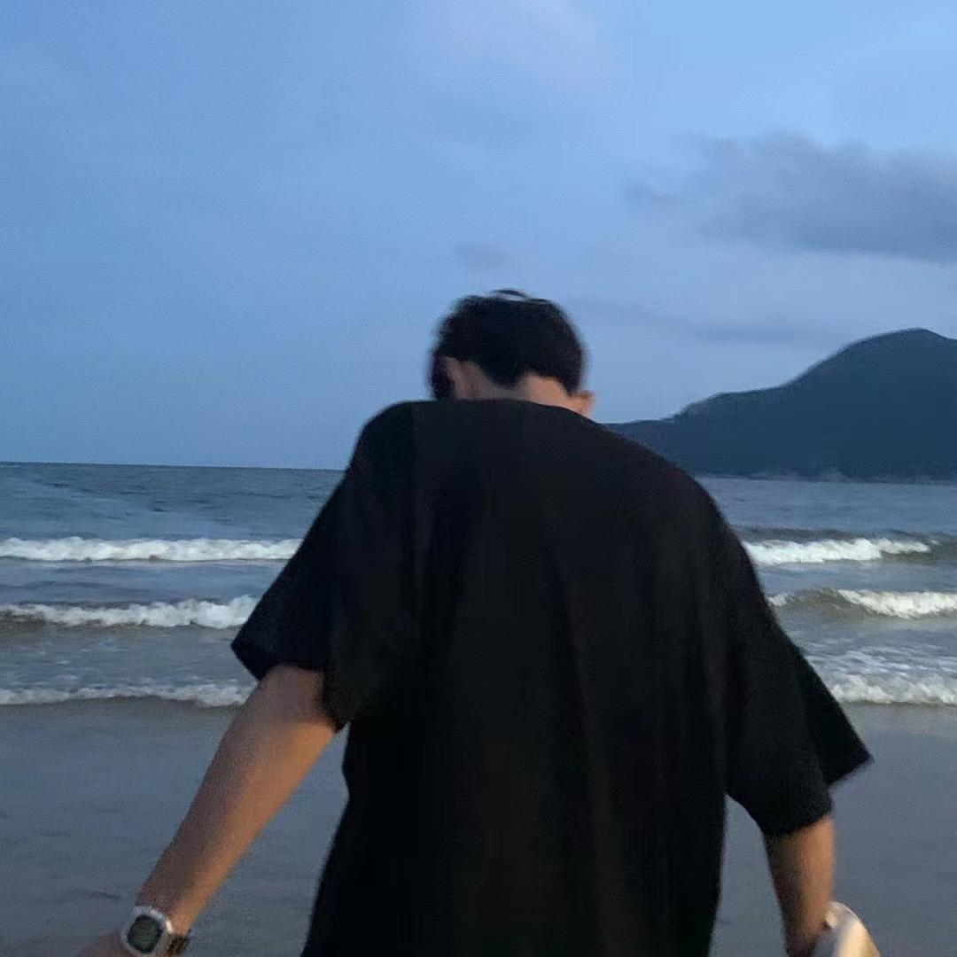 小琦不会弹琴
