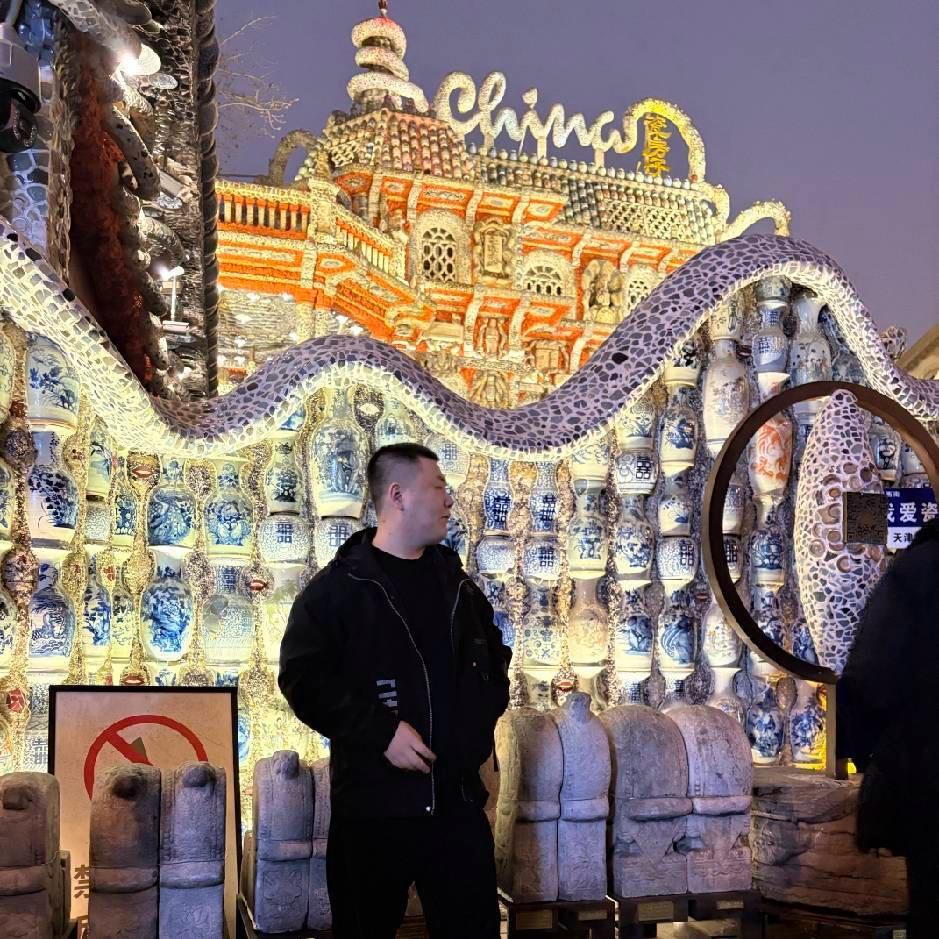 李某'