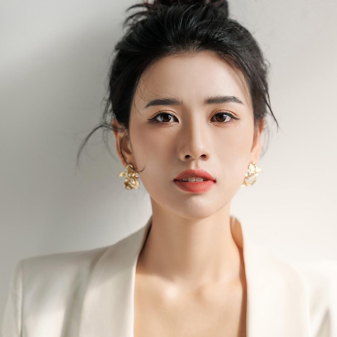 洋洋爱化妆