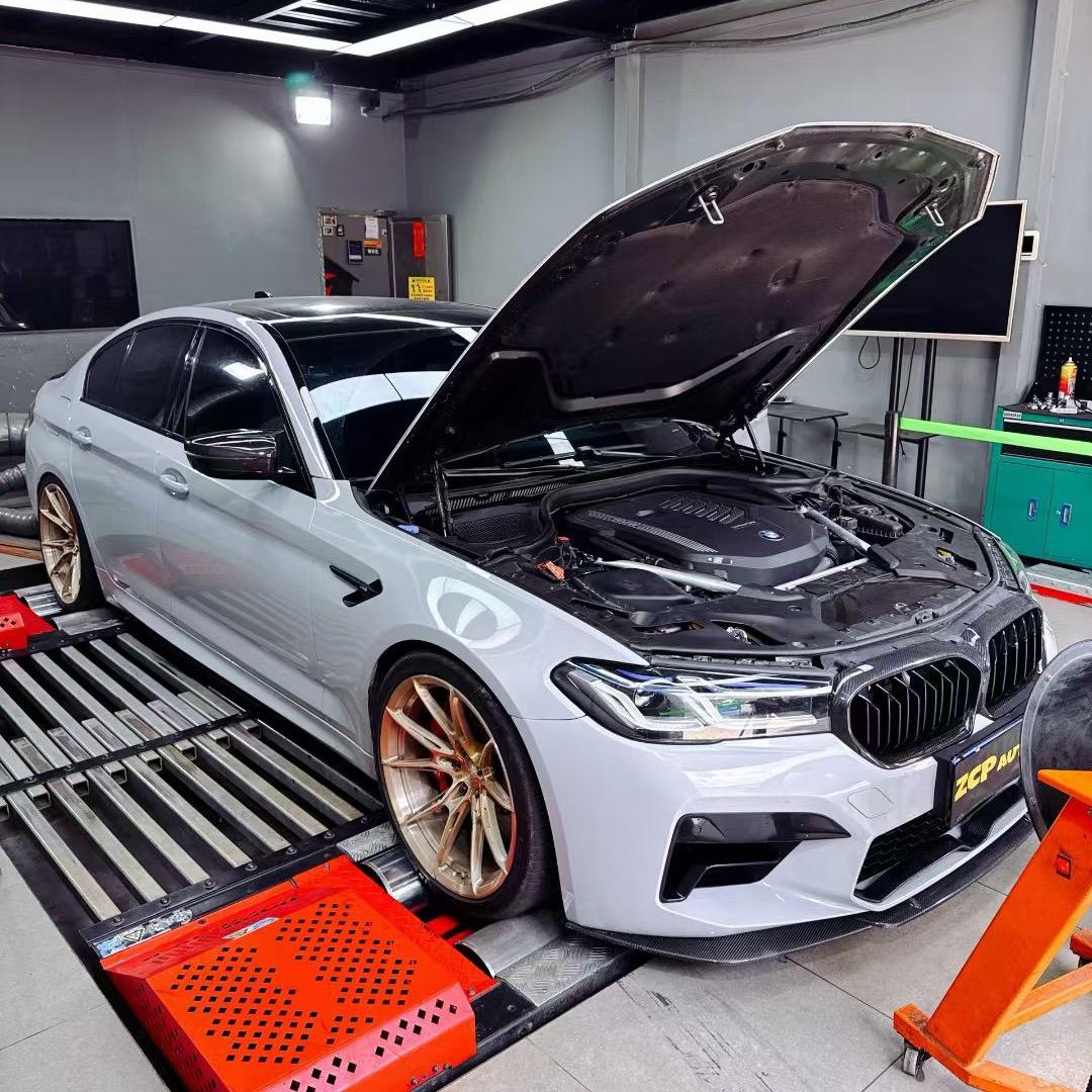 阿艺爱改车