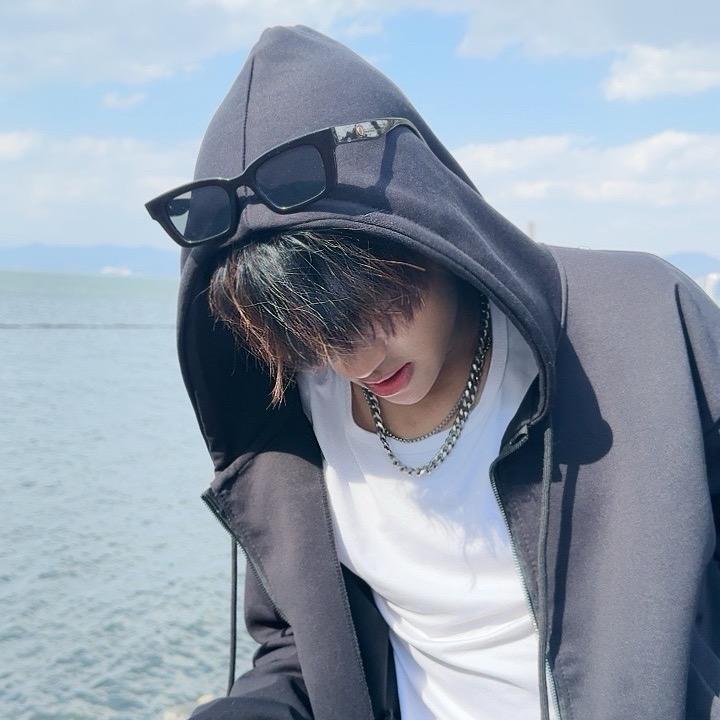 峰峰最帅.J