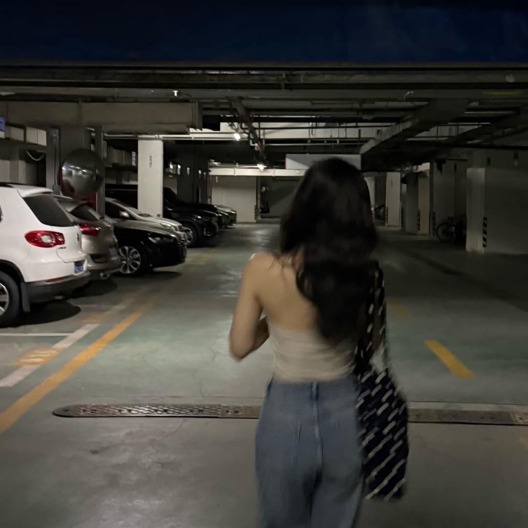小鹿乱撞🦋
