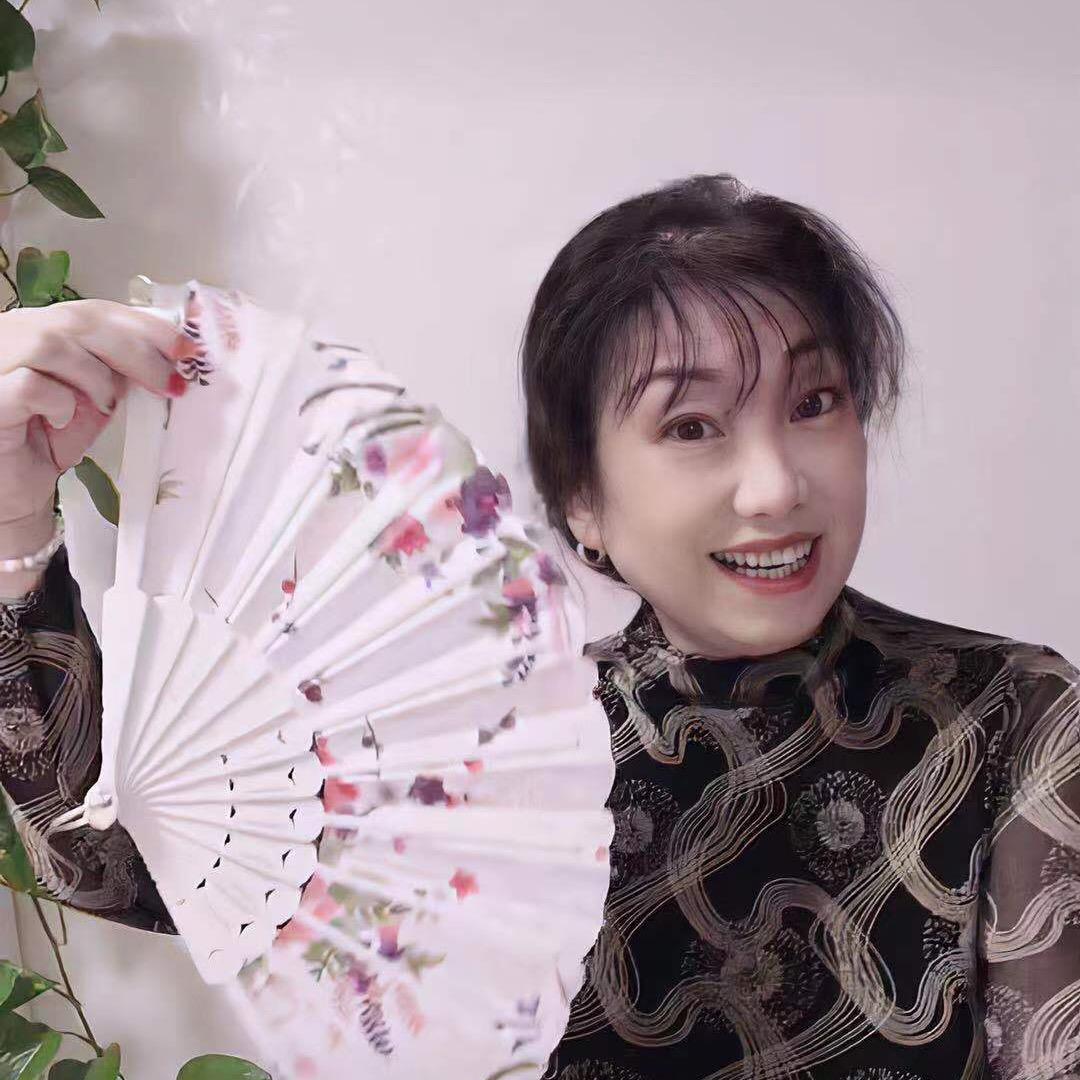 种胡英😘