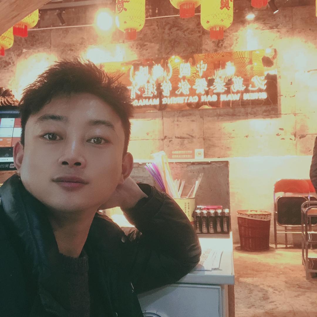 做火锅的波波