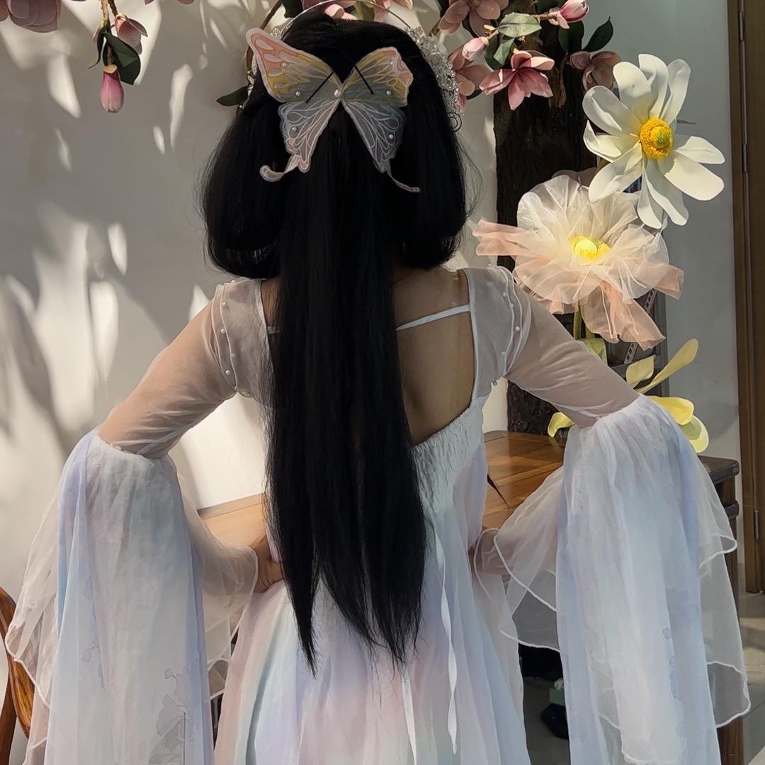 钞票好多张女士