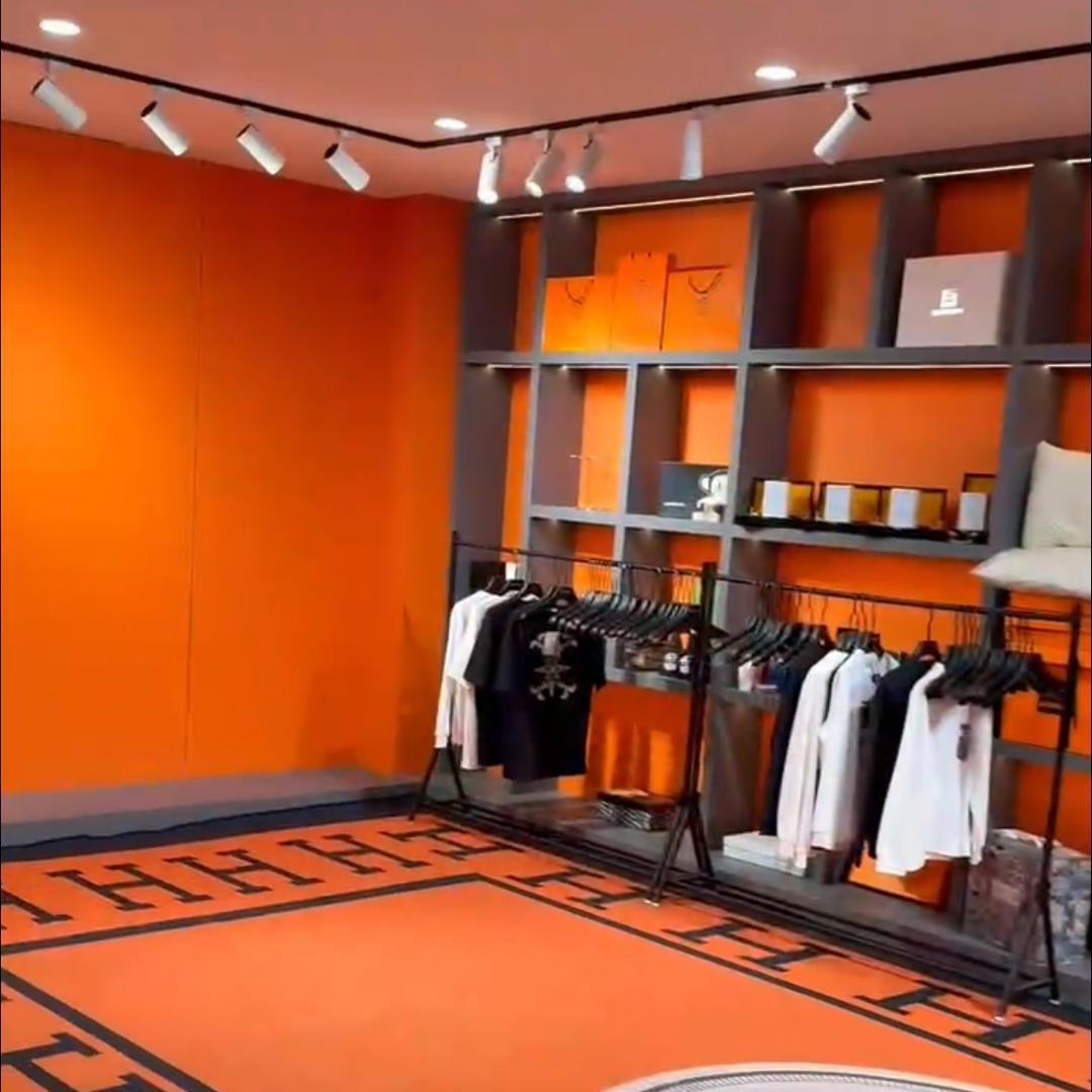 潮牌服饰集合营