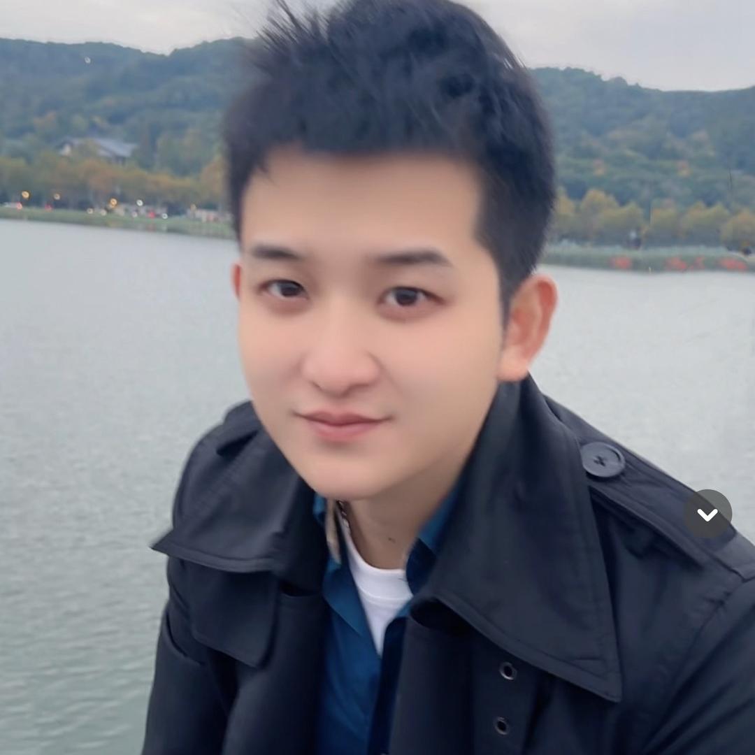 杭州陈怼怼（小号开播）