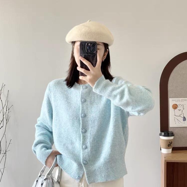 蜜娅针织衫工厂店