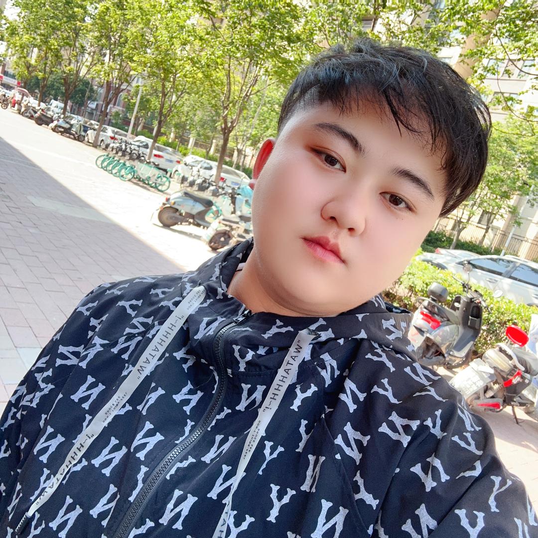 王不服。