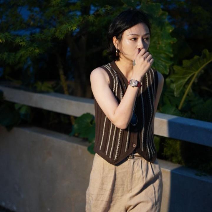 姣爷（穿搭分享）