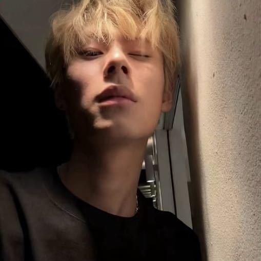 𝑱𝒊𝒂𝒏𝒈.
