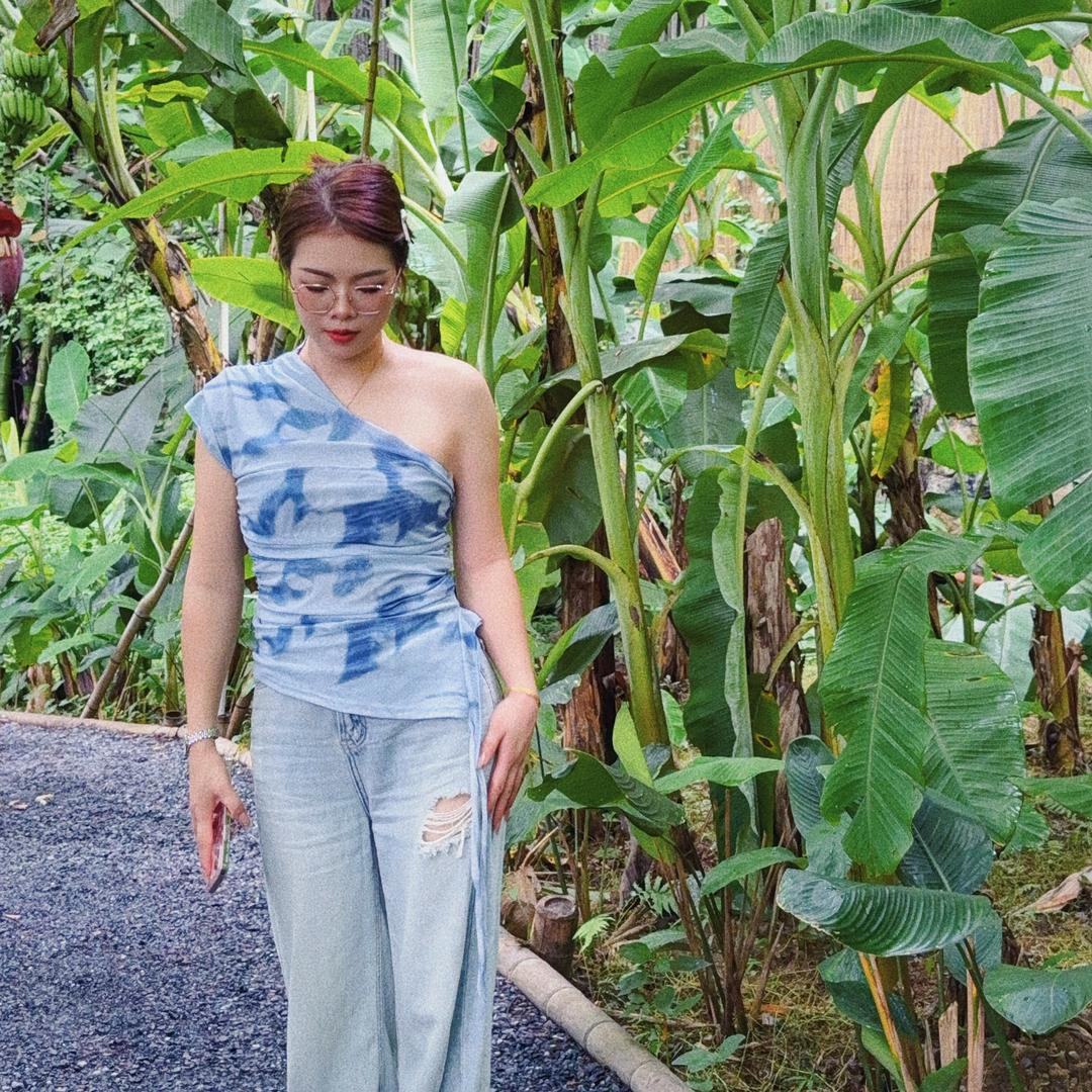 深情小美.
