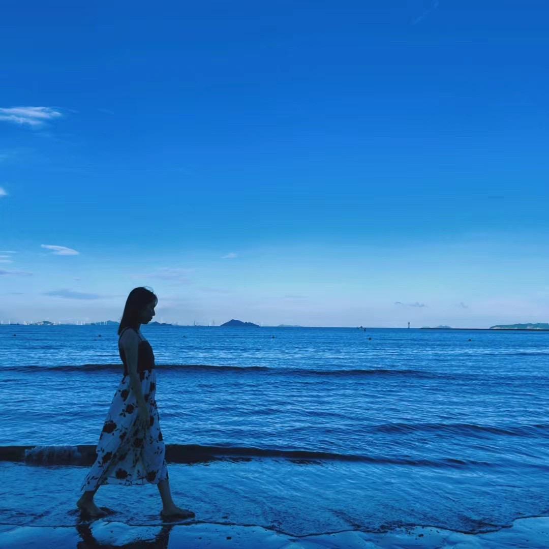 今晚要吃三碗饭