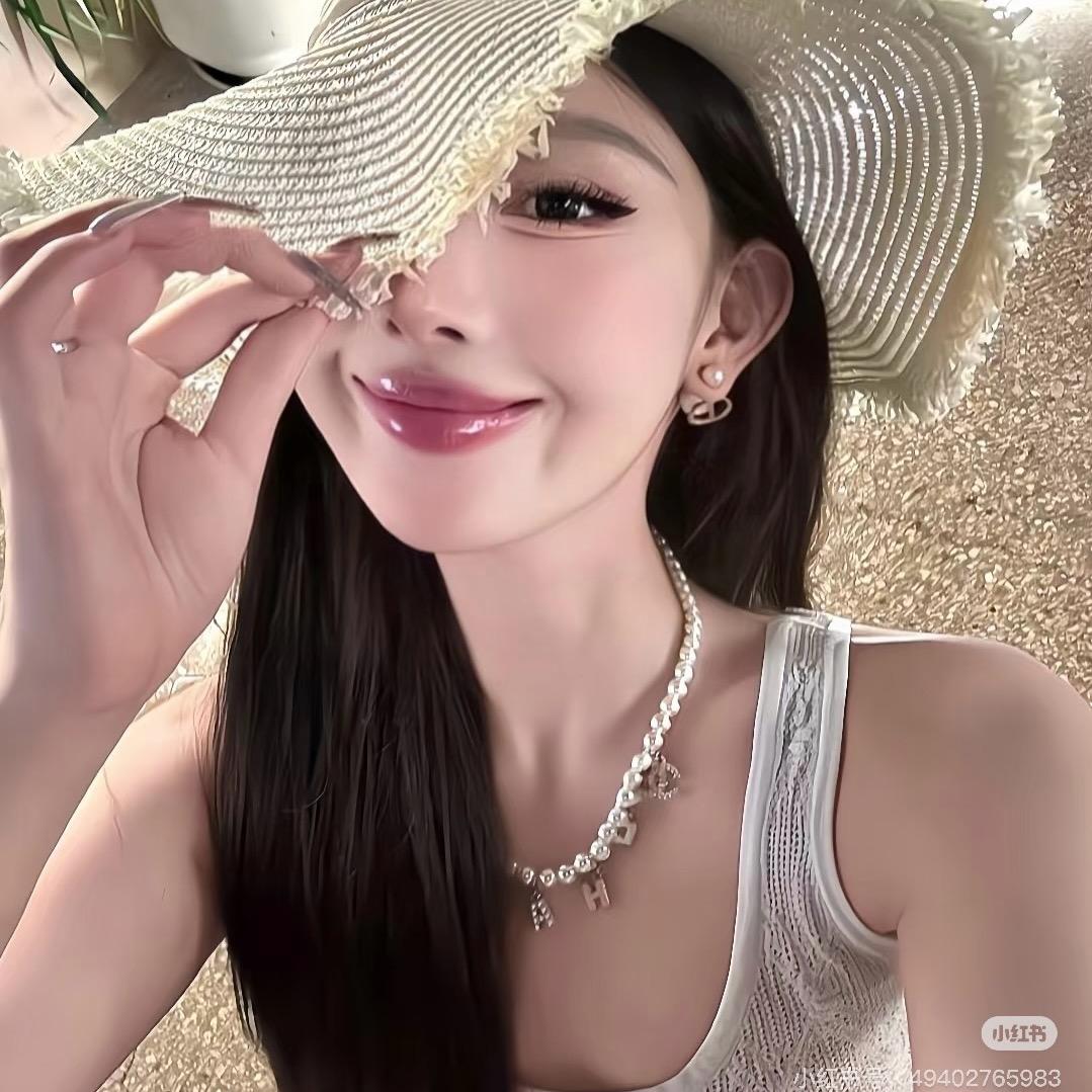 美女很烦恼.