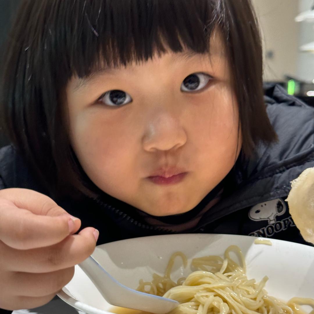 小凝凝