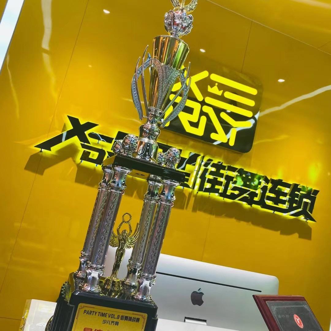 X-RAY街舞冠县店～TT老师