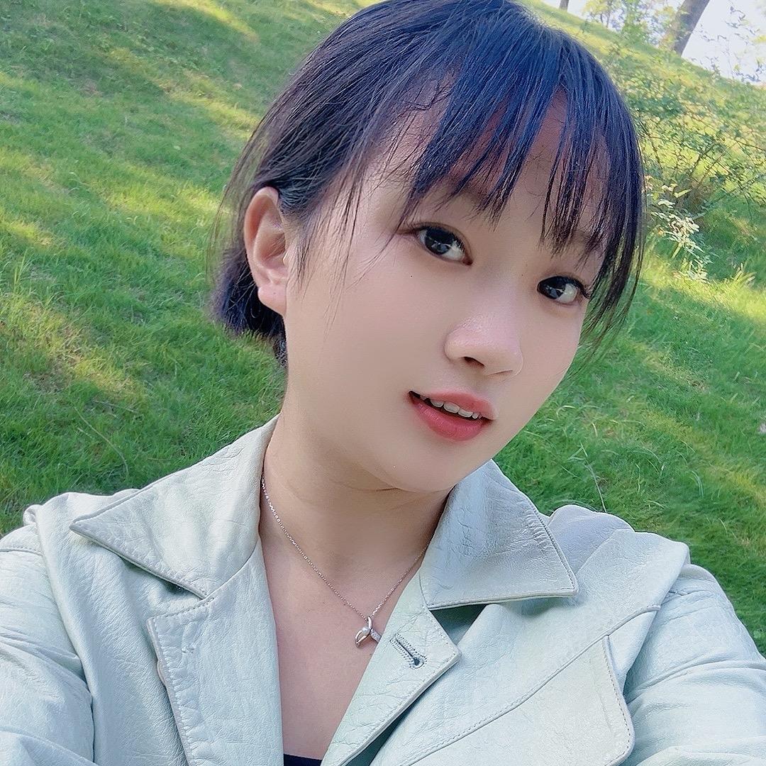 乖乖女小园🌸