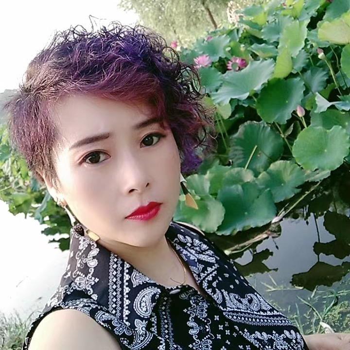 河间市圆艺发型设计