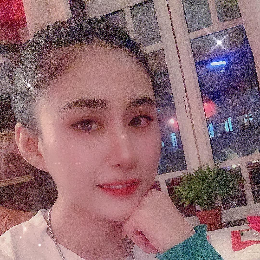 冰冰（QiQi21XX）