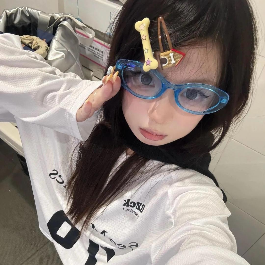 @爱吃会拉丝的玉米