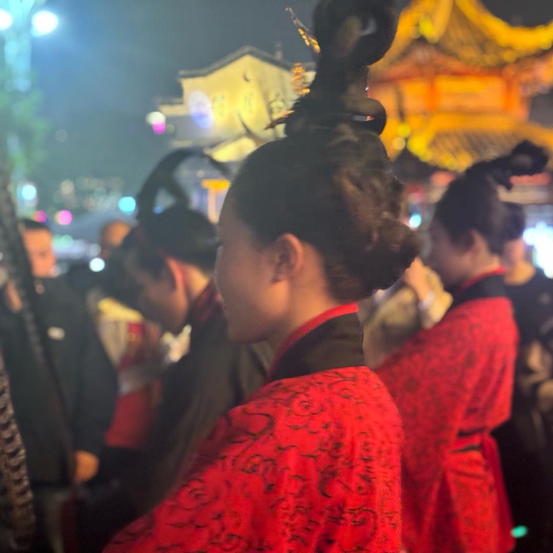 小小张不溫柔