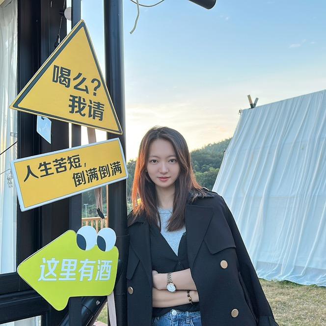 啊绣Eva（带娃）