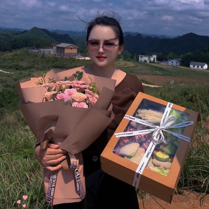 英味小𣏾野餐官方号