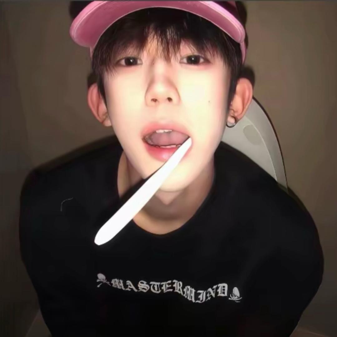 硕熠_