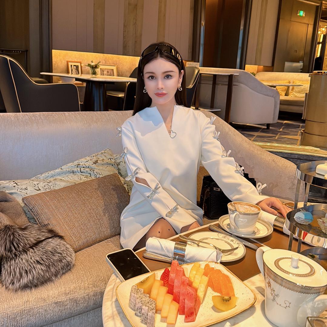 大连川美人