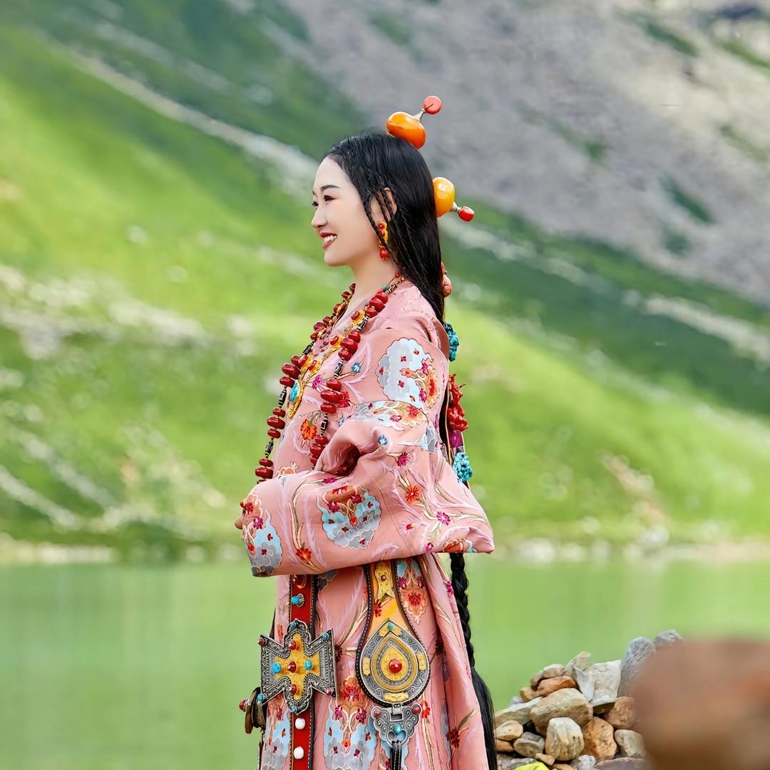 玉树祥韵文旅商贸中心