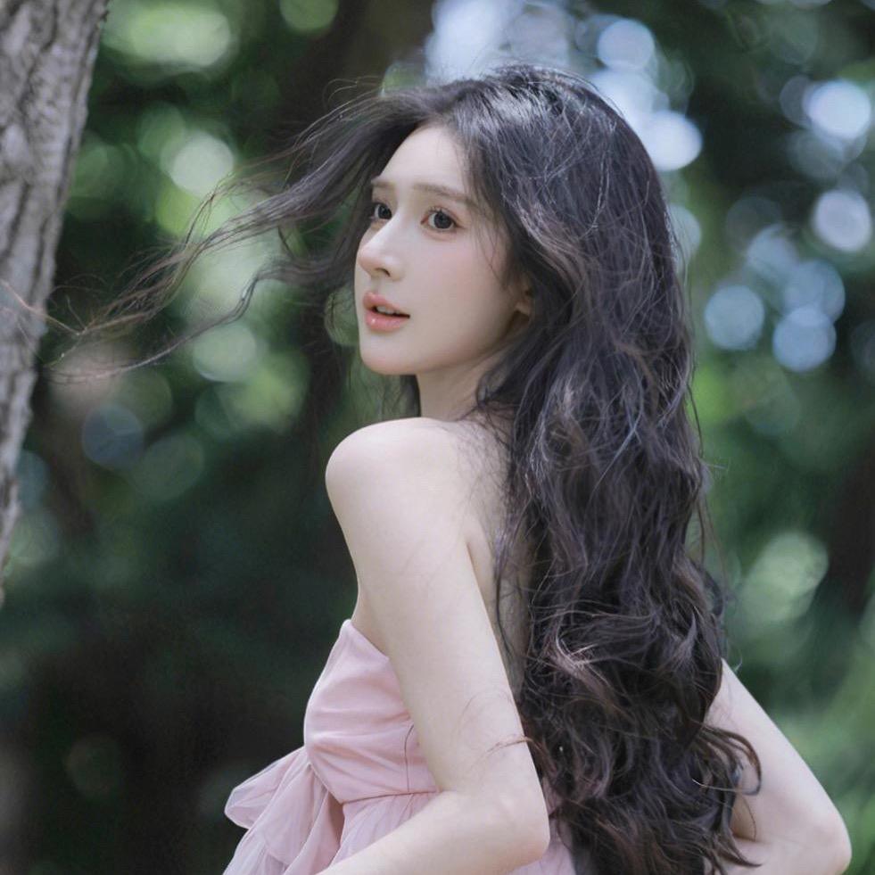 Hyunyi