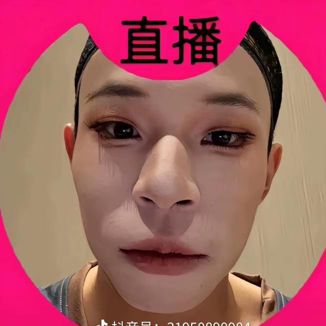 ￴ ￴ ￴总裁已经十年没笑了
