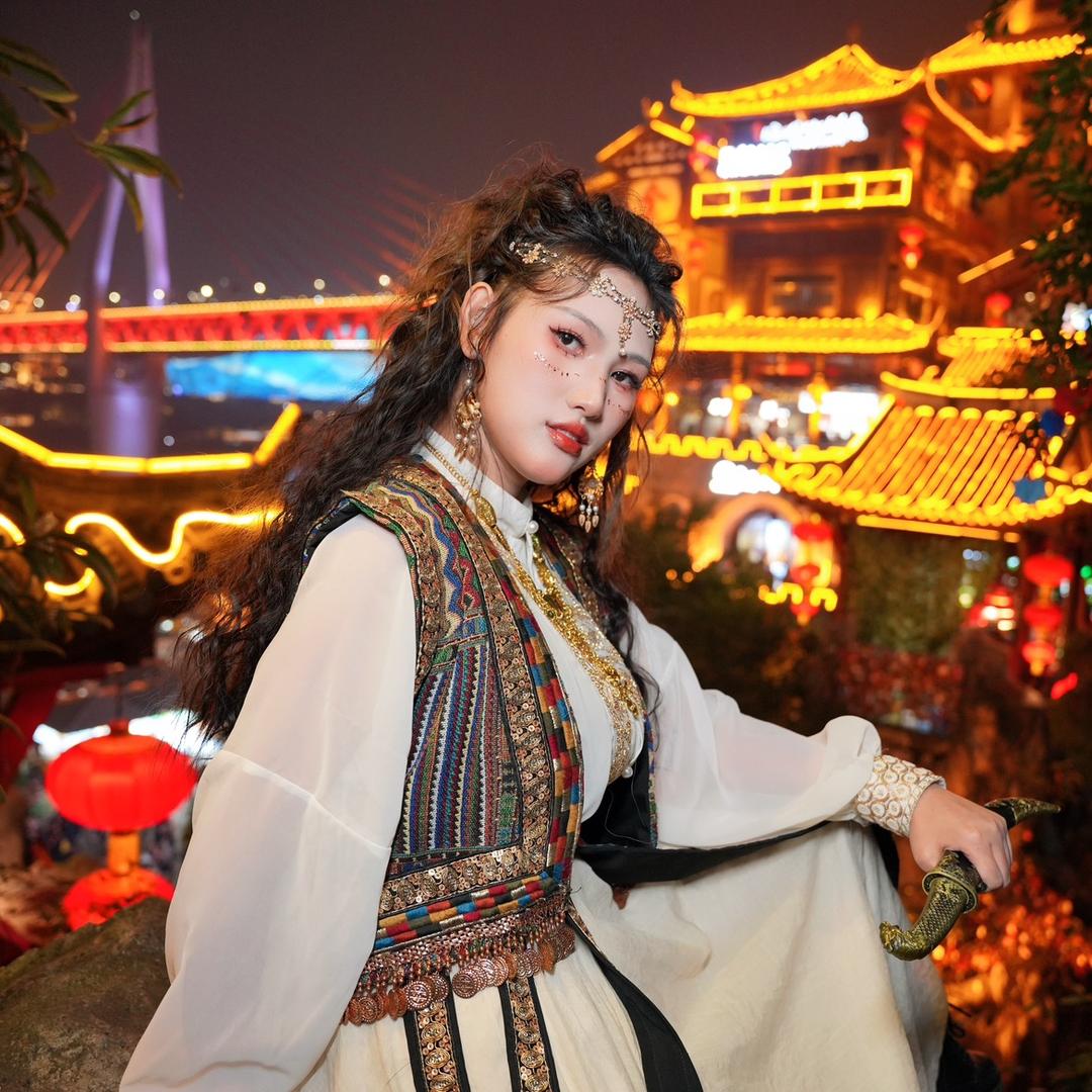重庆黄晴儿