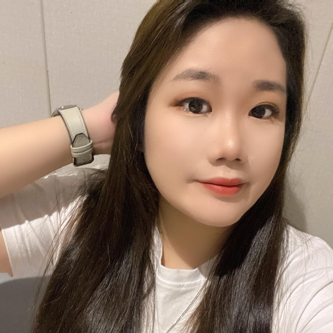 黄小姐