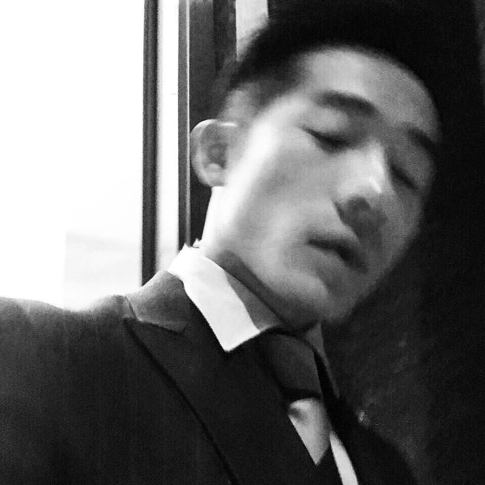 李皓轩.