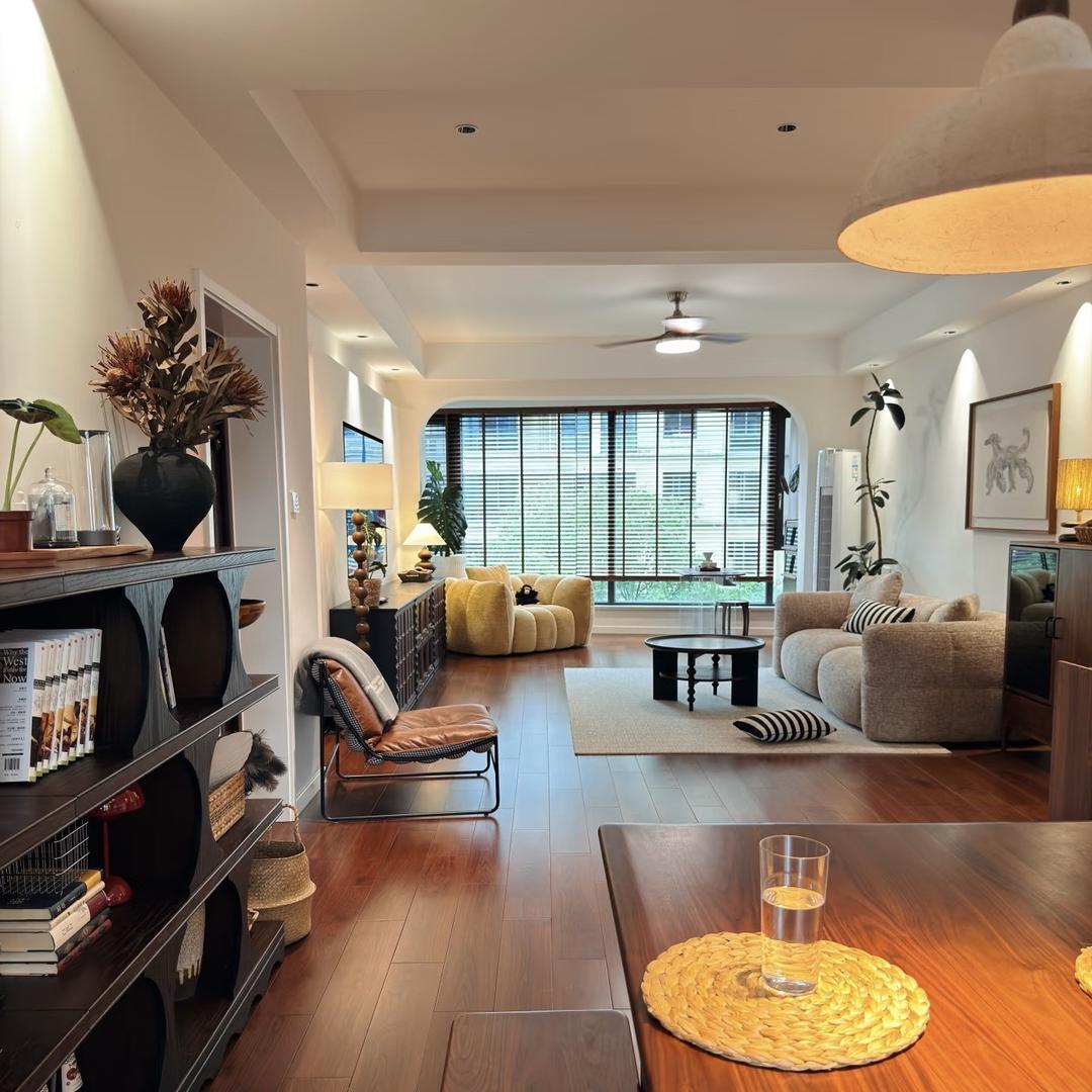 百墙汇墙布窗帘工厂