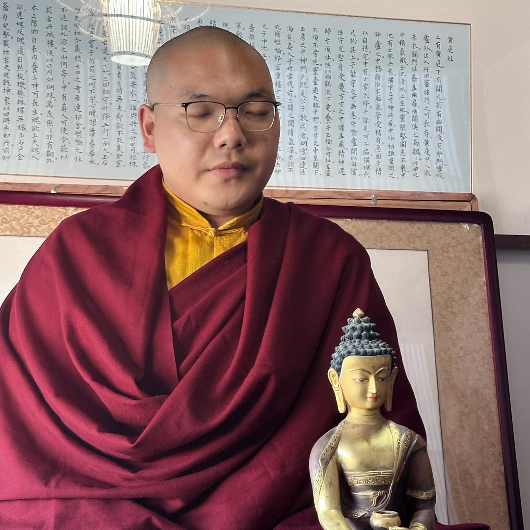 ༀ罗珠上师 🪷