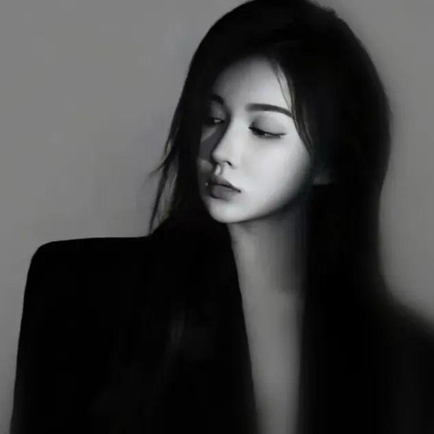 ༻
