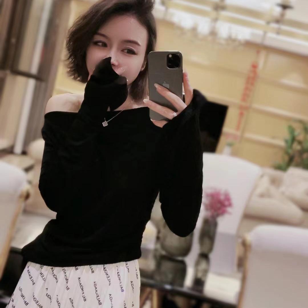 辛雅女装美学馆