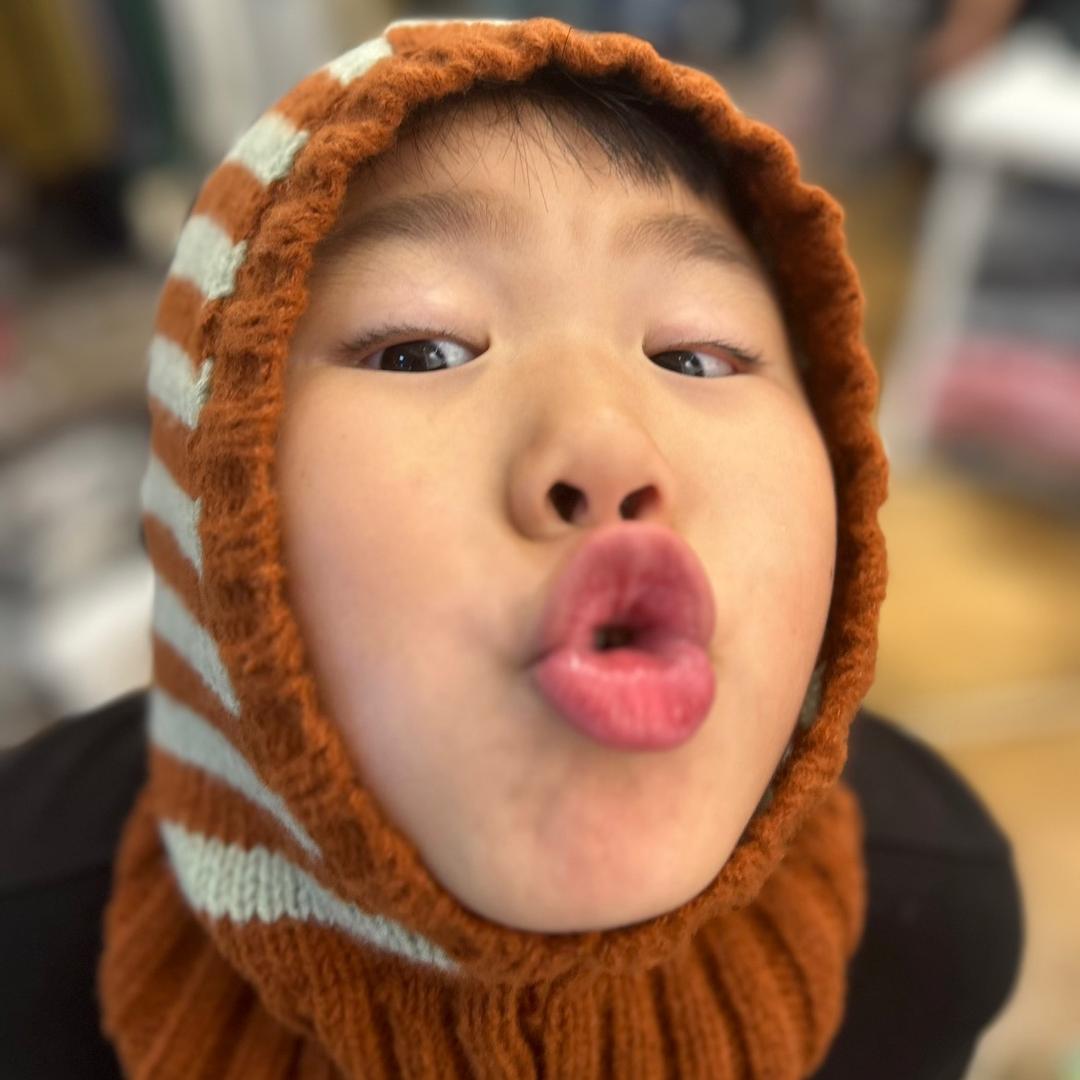 杨小七是小苹果的妈妈