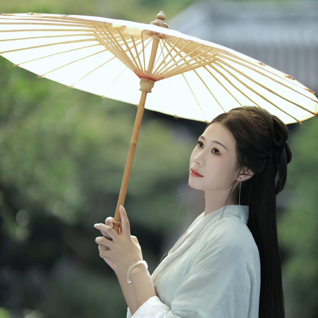 导游小希