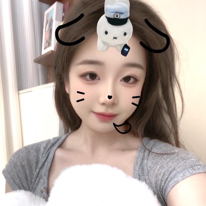 曼妮琪服饰店