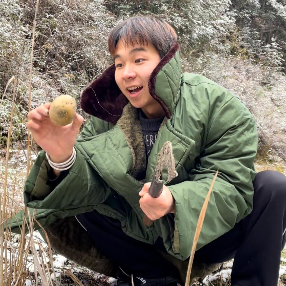 吴童