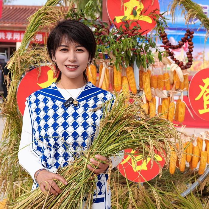 驻村姑娘的诗与远方😊🍀