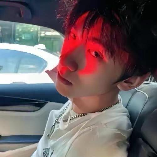 爱历险的小帅