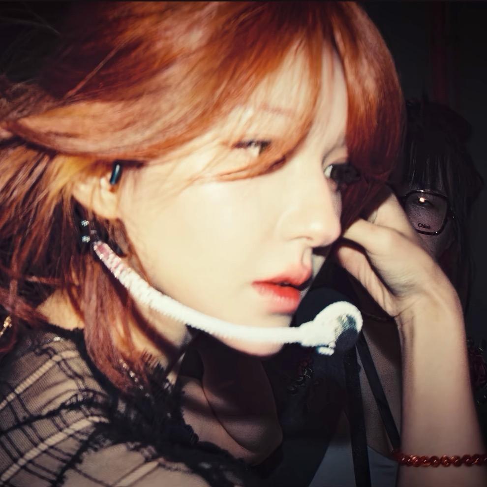 𝑯𝒆𝒑𝒃𝒖𝒓𝒏小白