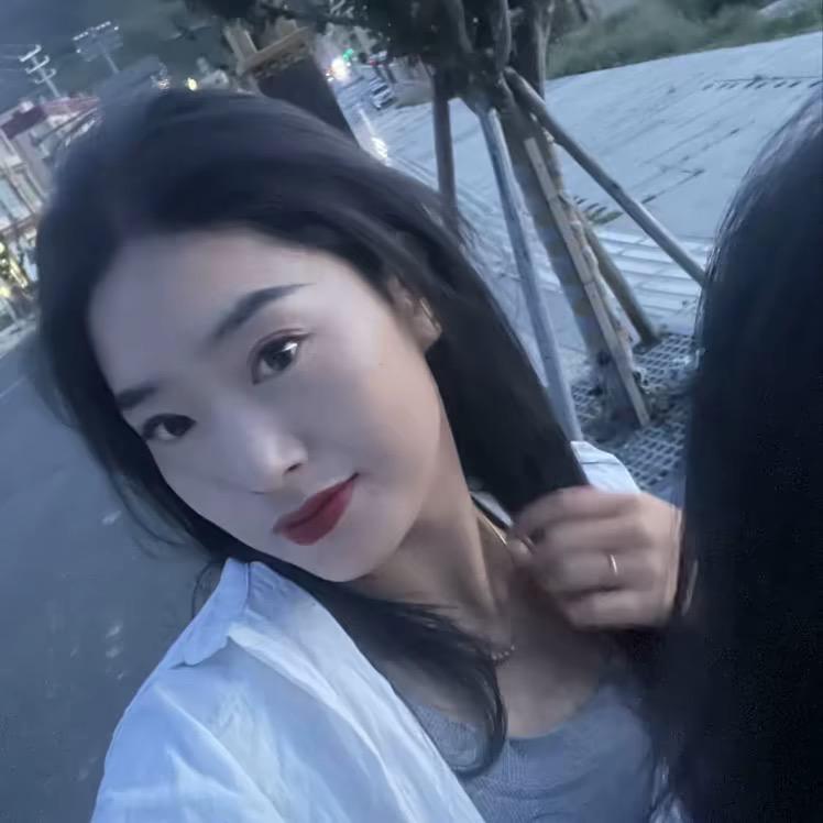 卓玛儿💕
