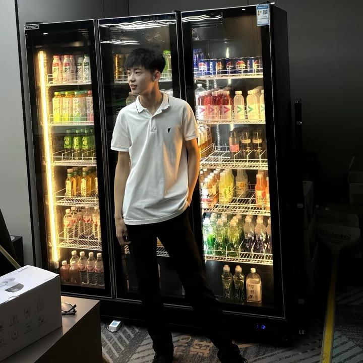 人帅心善