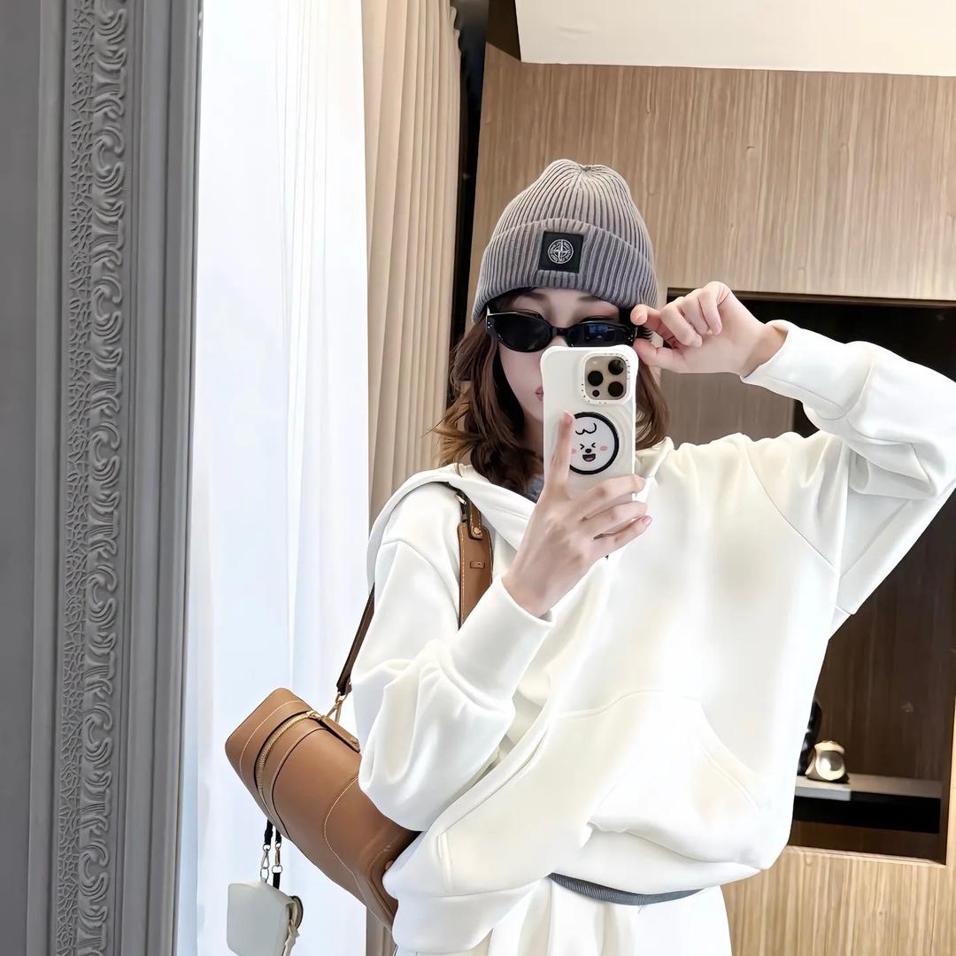 不理理（精选穿搭推荐）