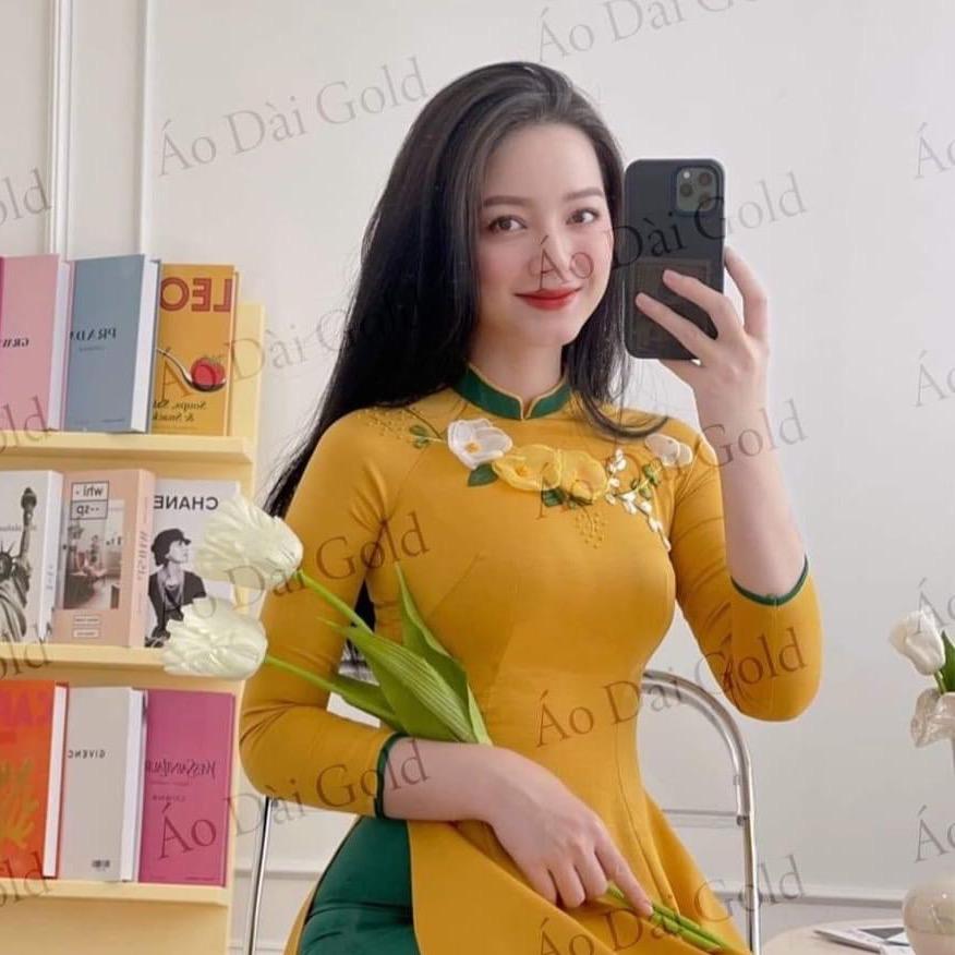 le thuy🎸 💄 💄